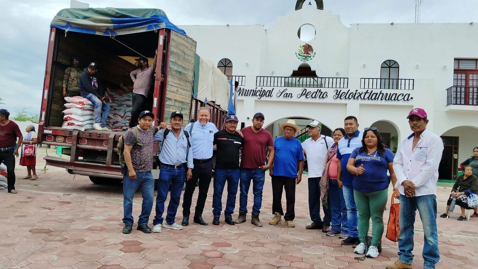 🌾✨ ¡Fertilizantes para Agricultores Sanpedrenses! 🎉