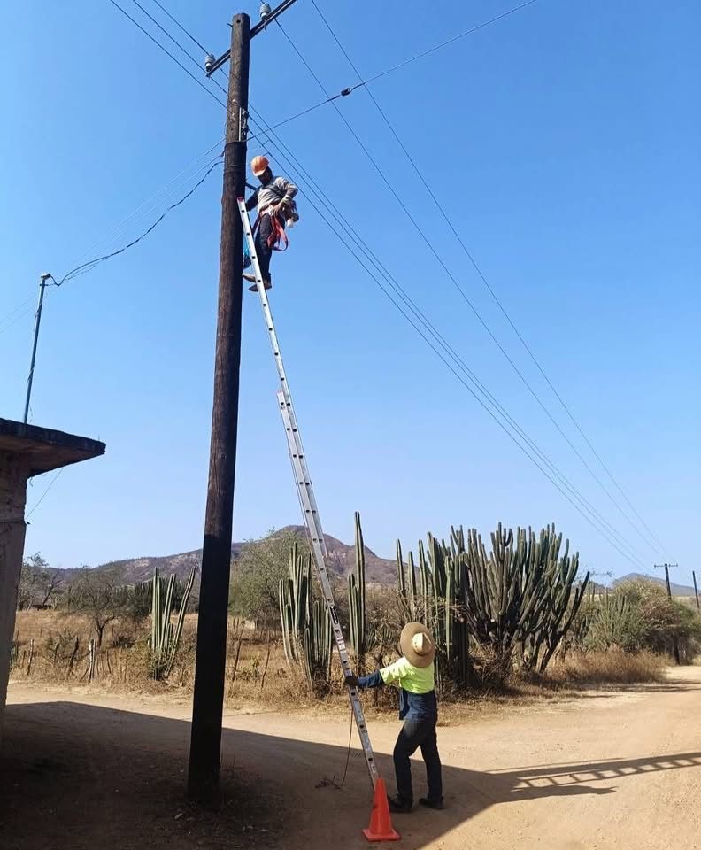 Seguimos trabajando por comunidades mejor iluminadas y seguras ✨💡